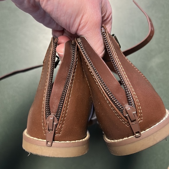 Sandals - Picture 3 of 3